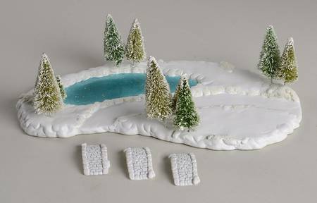 Snowbabies-Miniature Frosty Frolic Land-10 Trees & 3 Bridges - With Box