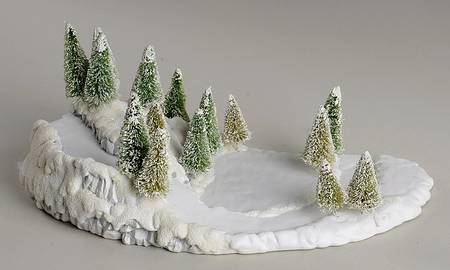Snowbabies-Miniature Frosty Frolic Land-17 Trees - No Box 49b