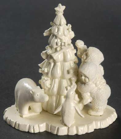 Snowbabies-Miniature Lift Me Higher, I Can't Reach! - Boxed
