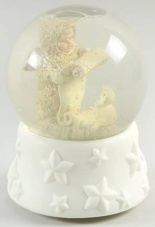 Snowbabies Waterglobe Are You On My List-Musical - Boxed
