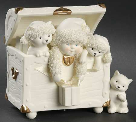 Snowbabies Kittens Get Into Christmas - Musical - With Box Bx353