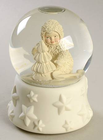 Snowbabies Waterglobe Planting Starry Pines - Boxed
