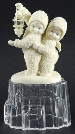 Snowbabies Friends Light The Way - With Box Bx417