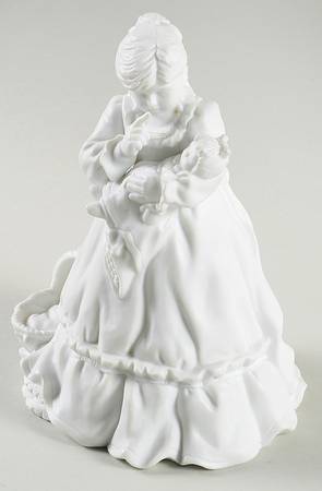 Winter Silhouettes-Porcelain Christmas Presents - Girl - No Box