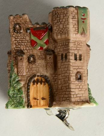 Dickens Village-Ornament Kenilworth Castle-Clip On - Boxed