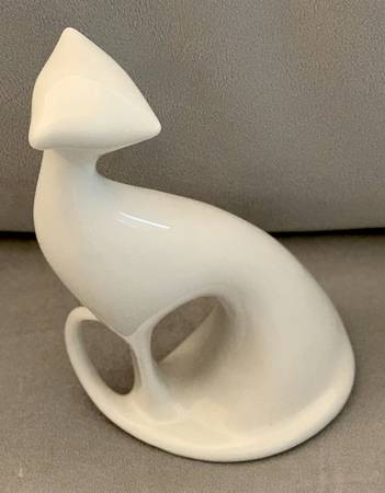 Royal Dux Figurine (Older Mark) Cat - Boxed