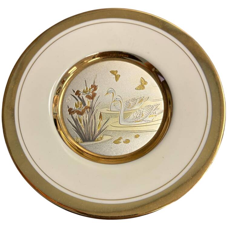 Chokin Art Swans-White - No Box 42