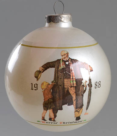 Norman Rockwell-Ball Ornament Big Moment - Boxed