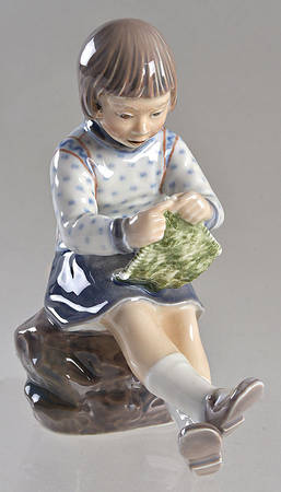Dahl Jensen Figurine Girl Knitting - No Box