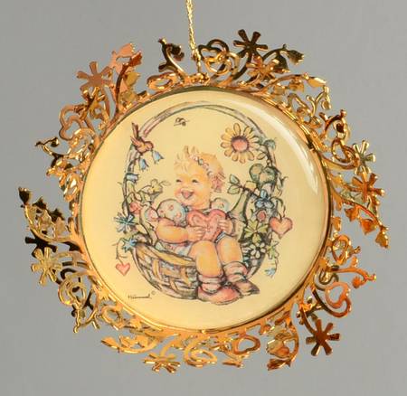 Hummel Gold Spring Basket - Boxed