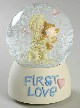 Snowbabies Guest Collection Snowglobes First Love - Brahm's Lullaby - Boxed