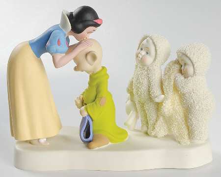 Snow White - Guest Collection One By One She Kissed Them All - Boxed