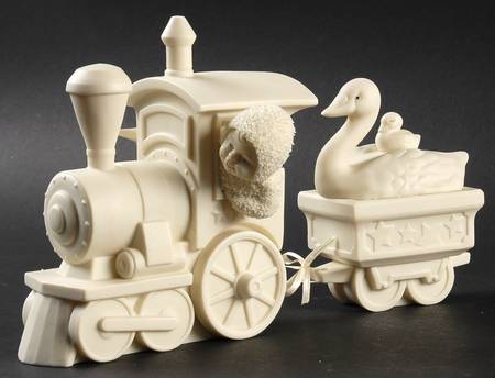 Snowbabies Friendship Club Figurine I Think I Can-2001 Club Redemption Piece - Boxed
