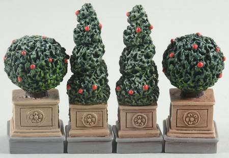 General Village Accessories Classic Christmas Shrubbery - With Box