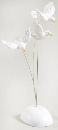General Village Accessories White Christmas Doves - With Box Bx930