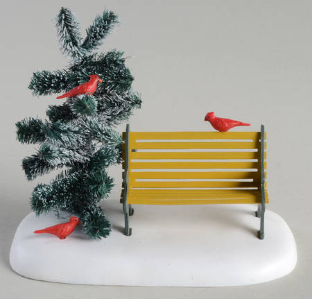 General Village Accessories Cardinal Christmas Bench - With Box Bx935