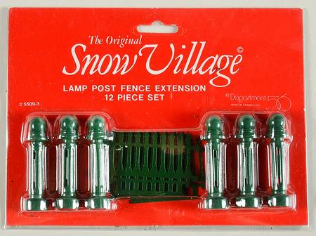General Village Accessories Lamp Post Fence Extension-Green - Boxed