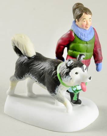 General Village Accessories Holiday Dog Walk - With Box Bx780