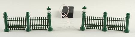 General Village Accessories Lamp Post Fence-Green - Boxed