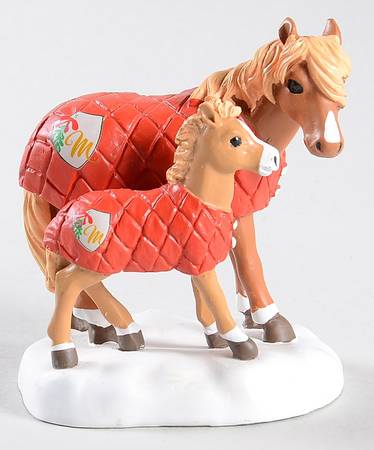 General Village Accessories Mistletoe Farm Ponies - With Box Bx836