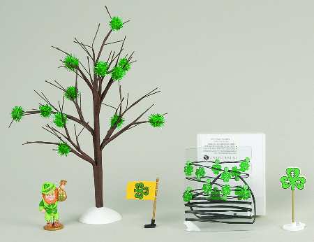 General Village Accessories St Patrick's Day Decorating Set - Boxed