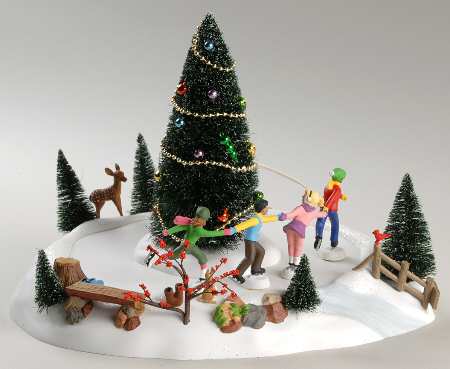 General Animated Accessories Skating Around The Christmas Tree - Boxed