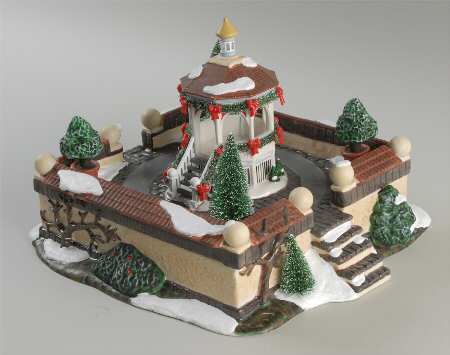 General Animated Accessories Classic Village Square - Boxed