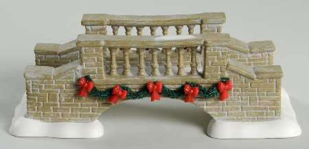 General Village Accessories Uptown Footbridge - With Box Bx681