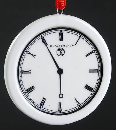 General Village Accessories Hang Tag -- Clock - With Box Bx771