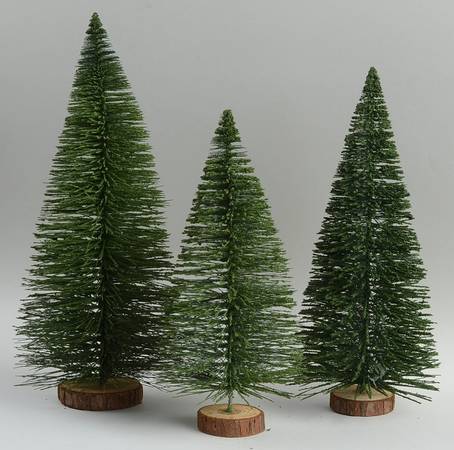 General Village Tree Accessories Ponderosa Pines - Boxed