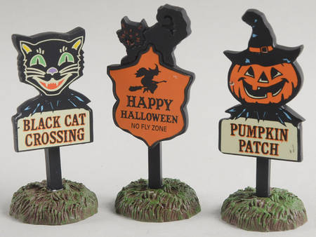 Snow Village Halloween Halloween Signs - Set Of 3 - With Box Bx688