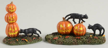 Snow Village Halloween Scary Cats & Pumpkins-Set Of 2 - With Box Bx722
