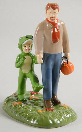 Snow Village Halloween Rex Need More Candy - With Box Bx718