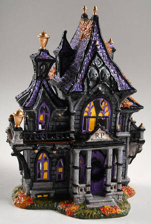 Snow Village Halloween Puckett's Funerarium - With Box Bx761