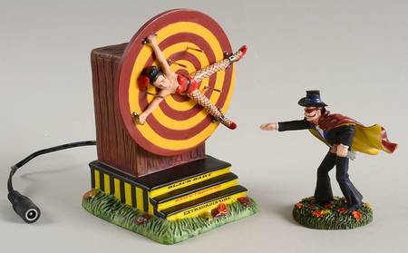 Snow Village Halloween Black Bart Knife Thrower Ext - With Box Bx412