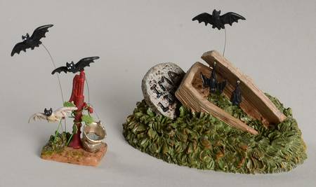 Snow Village Halloween Creepy Creatures Bats - With Box Bx417