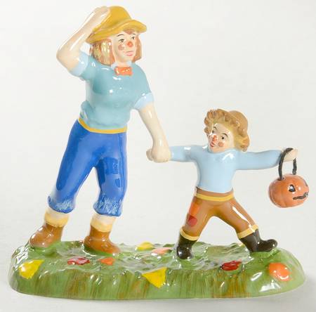 Trick Or Treat Lane - Snow Village Halloween Scarecrow Fun - Boxed
