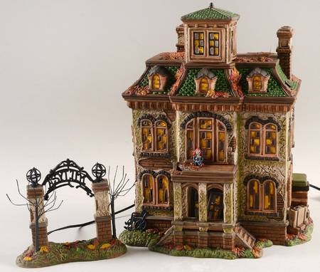 Snow Village Halloween Last Laugh Asylum - With Box-Bx555