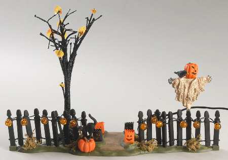 Snow Village Halloween Spooky Yard Scene - With Box Bx245