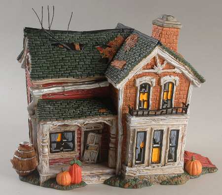 Snow Village Halloween Screech Owl Farmhouse - Boxed