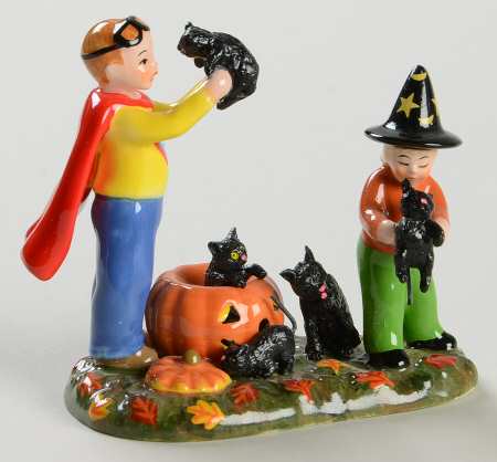 Snow Village Halloween Halloween Kittens-10th Anniv - With Box