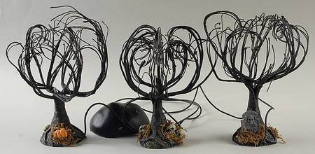 Snow Village Halloween Haunted Sounds Lit Trees - With Box Bx342