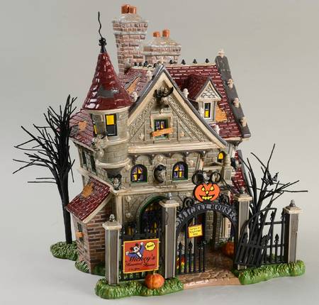 Snow Village Halloween Mickey's Haunted House - Boxed