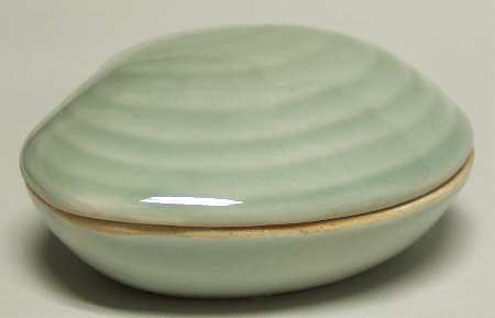 Celadon Giftware Clam Box - No Box