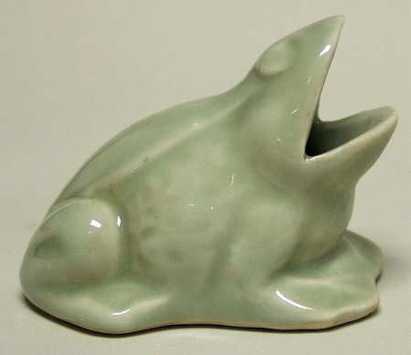 Celadon Giftware Frog Ash Tray - No Box