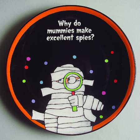 Glitterville Halloween Riddle Plate-Mummies - No Box