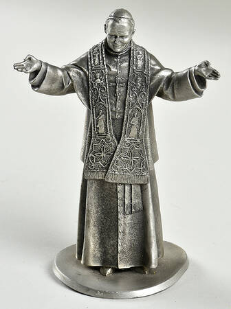 Danbury Mint Figurine Pope John Paul Ii - Boxed