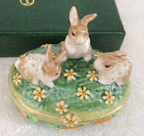 Bejeweled Collection Bunnies - With Box 53