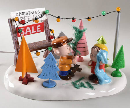 Peanuts Peanuts Tree Lot - Boxed