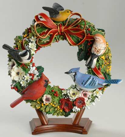 Christmas Figurines Songbird Winter Wreath - With Box